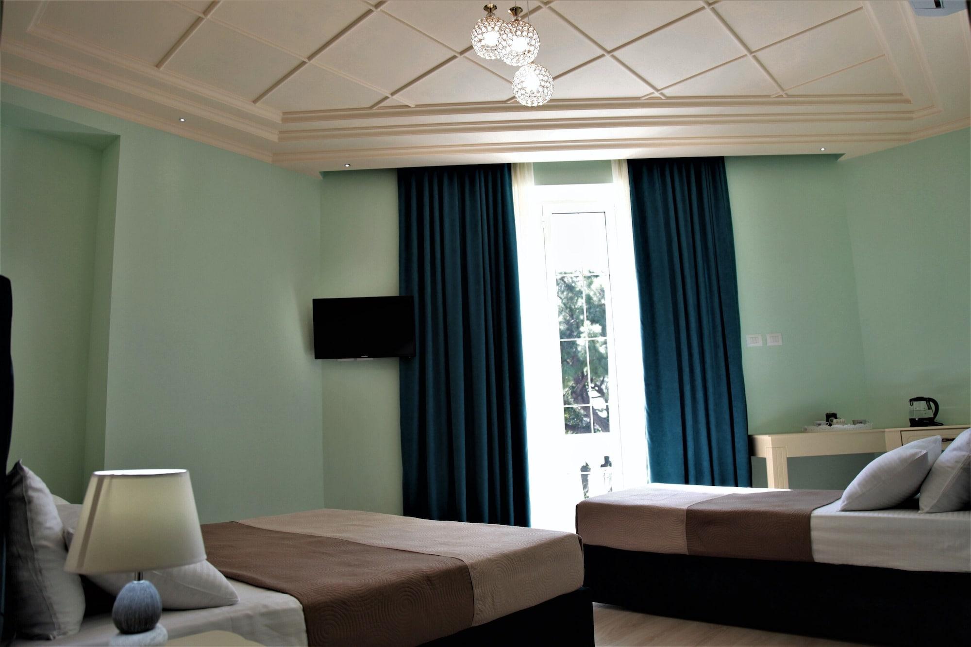 Hotel Veliera Durres Exterior photo