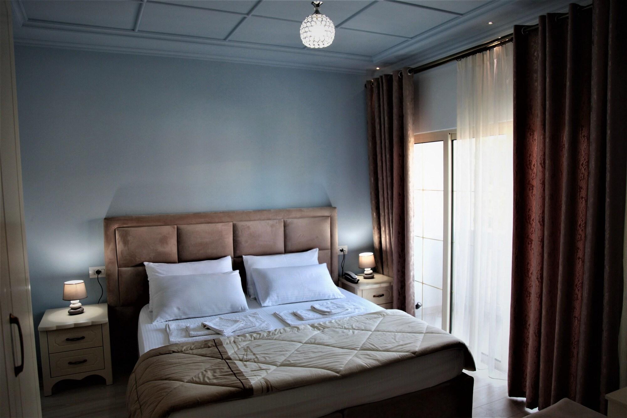 Hotel Veliera Durres Exterior photo