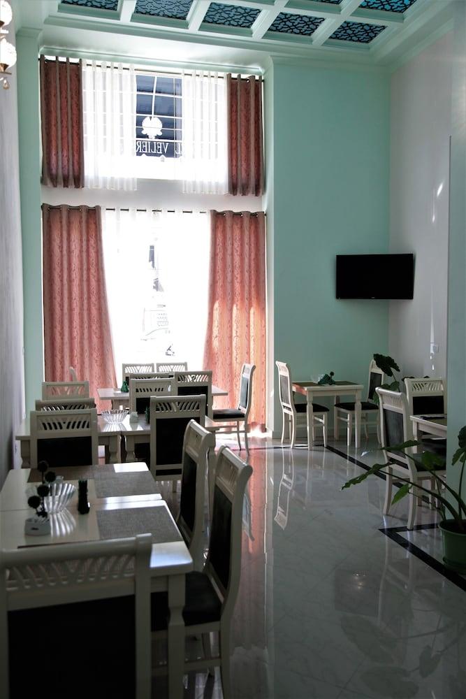 Hotel Veliera Durres Exterior photo