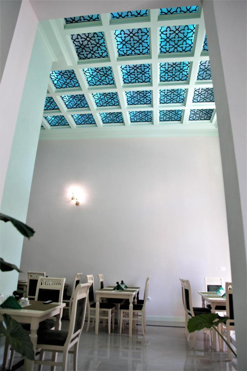 Hotel Veliera Durres Exterior photo