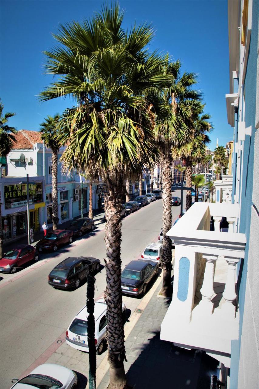 Hotel Veliera Durres Exterior photo